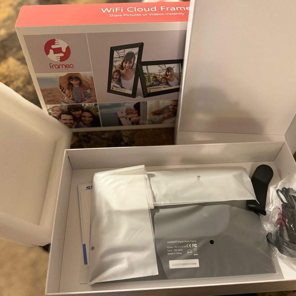 WiFi Cloud Photo Frame